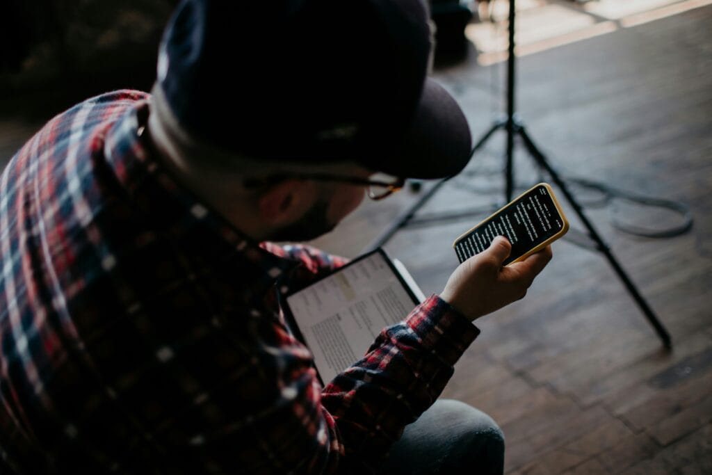 Field service team using a custom Flutter mobile app