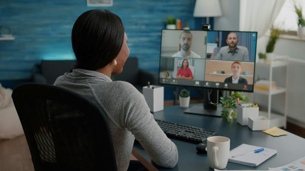 Dedicated React developers vs project-based agency staffing model