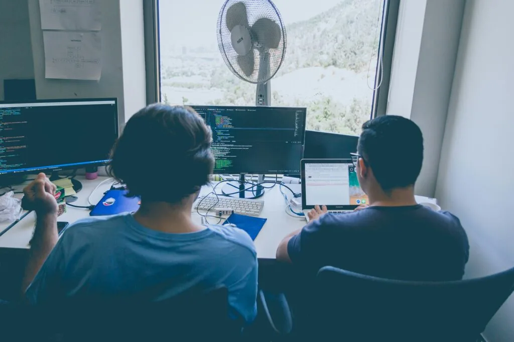 Enterprise Laravel application upgrade process